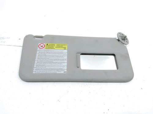 Used Right sun visor Right sun visor 37784701 37784701