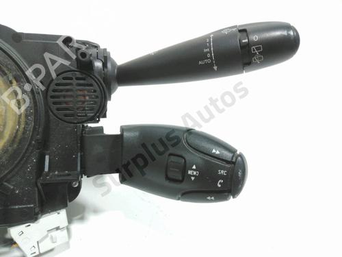 Steering wheel controls PEUGEOT 5008 (0U_, 0E_) 1.6 HDi | BP28227454E15 