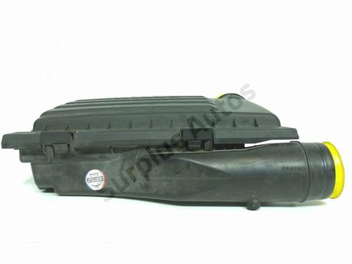 Used Air filter box Air filter box VW GOLF VII (5G1, BQ1, BE1, BE2) 1.2 TSI (105 hp) 39524589 39524589