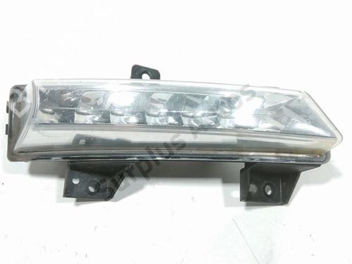 Used Right daytime light Right daytime light RENAULT MEGANE III Hatchback (BZ0/1_, B3_) 1.5 dCi (BZ09, BZ0D, BZ1W, BZ29, BZ14) (110 hp) 39707254 39707254