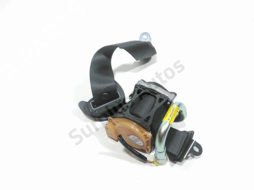 Used Rear left belt tensioner TOYOTA COROLLA Hatchback (_E21_, _EA1_, _EH1_) 1.8 Hybrid (ZWE211, ZWE219) (122 hp) 29145356