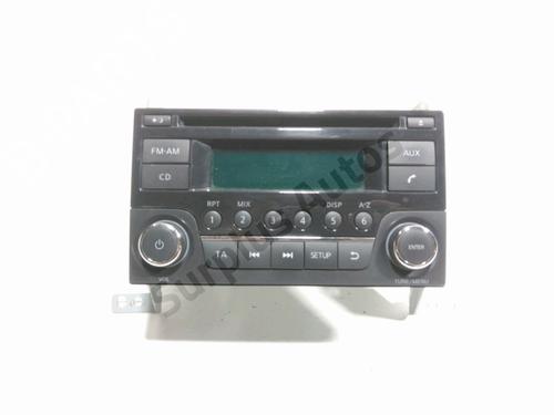 Used Radio Radio NISSAN JUKE (F15) 1.6 (117 hp) 33903868 33903868