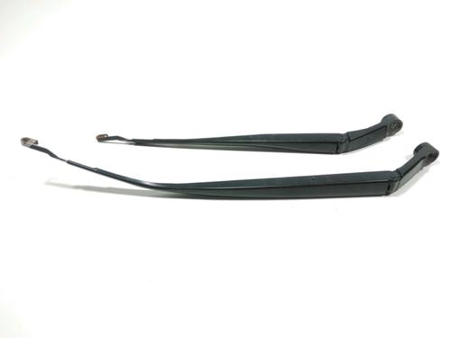 Used Front windshield wiper arm TOYOTA AURIS (_E18_) 1.3 Dual-VVTi (NRE180_, NRE180R) (99 hp) 28271840