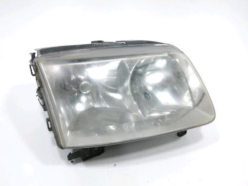 Used Right headlight VW POLO (6N2) 1.4 16V (75 hp) 31004857