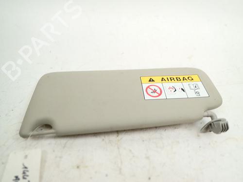 Used Right sun visor Right sun visor 37784421 37784421