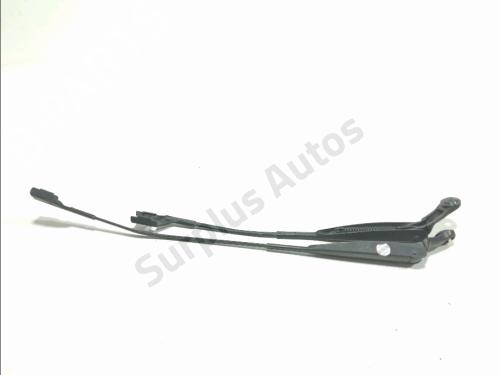 Used Front windshield wiper arm Front windshield wiper arm FIAT 500 (312_) 1.2 (312AXA1A) (69 hp) 40465369 40465369