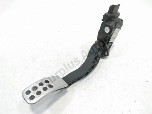 Used Pedal Pedal PEUGEOT 208 I (CA_, CC_) 1.6 HDi (92 hp) 40059089 40059089