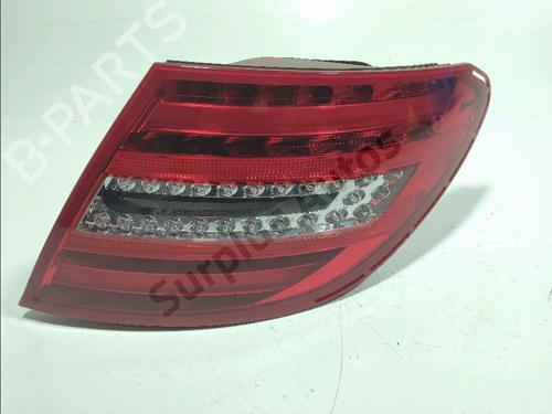 Used Right taillight Right taillight MERCEDES-BENZ C-CLASS (W204) C 220 CDI (204.002) (170 hp) 36402849 36402849