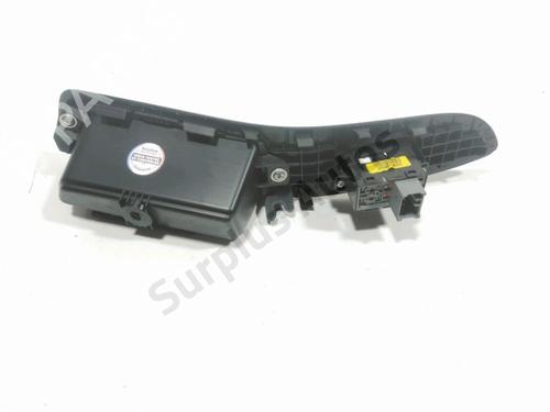 Right front window switch HYUNDAI i20 II (GB, IB) 1.0 T-GDI | BP28238672I26 