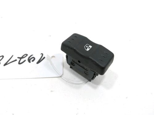 Used Right front window switch Right front window switch DACIA LOGAN (LS_) 1.5 dCi (LS0K) (68 hp) 31080276 31080276