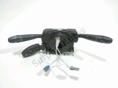 Steering wheel controls PEUGEOT 308 I (4A_, 4C_) 1.6 HDi | BP29145337E15 