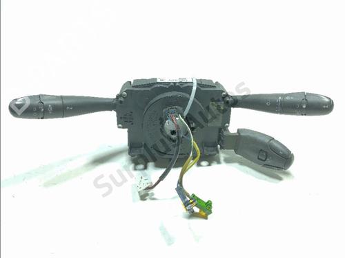 Used Steering wheel controls Steering wheel controls PEUGEOT 207 (WA_, WC_) 1.4 HDi (68 hp) 39524713 39524713