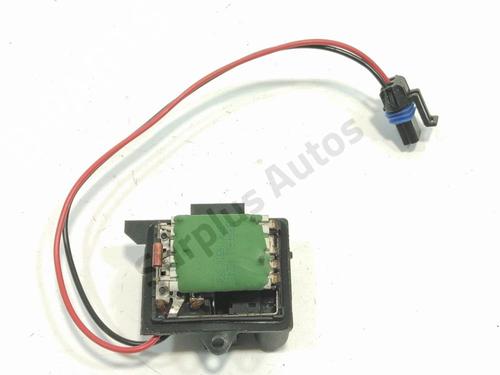 Used Heater resistor Heater resistor RENAULT CLIO II (BB_, CB_) 1.2 (BB0A, BB0F, BB10, BB1K, BB28, BB2D, BB2H, CB0A,... (58 hp) 32975966 32975966