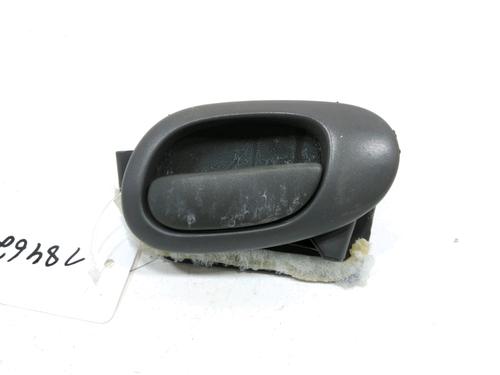 Høyre foran invendig håndtak PEUGEOT 206 Hatchback (2A/C) 2.0 HDI 90 (90 hp) 30996095