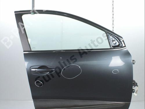 right-front-door-renault-kadjar-ha_-hl_-2015-39089139 main image