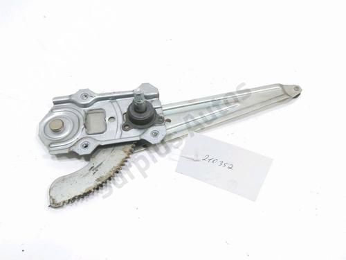 Used Rear right window mechanism TOYOTA YARIS (_P1_) 1.4 D-4D (NLP10_, NLP10R) (75 hp) 30999452