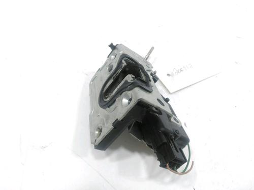 Fechadura trás esquerda DACIA SANDERO 1.4 MPI LPG (72 hp) 31000384