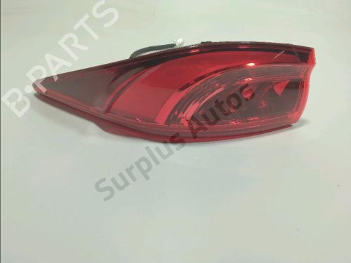 Used Right taillight Right taillight INFINITI Q30 2.2 D (170 hp) 40621676 40621676