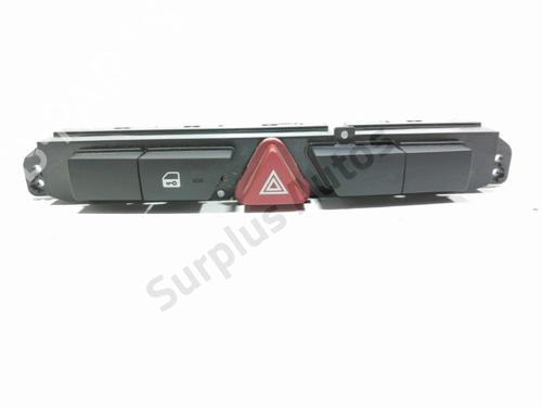 Used Warning switch KIA CEE'D SW (ED) 1.6 CVVT (125 hp) 28229402