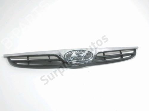 Used Grille HYUNDAI i20 I (PB, PBT) 1.4 CRDi (75 hp) 30633045