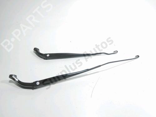 Used Front windshield wiper arm Front windshield wiper arm 38083185 38083185