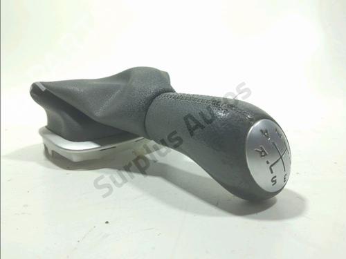 shift-knob-renault-clio-iii-grandtour-kr01_-2007-39524678 main image