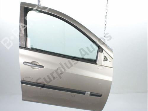 Used Right front door RENAULT CLIO III (BR0/1, CR0/1) 1.5 dCi (BR17, CR17) (86 hp) 29444210