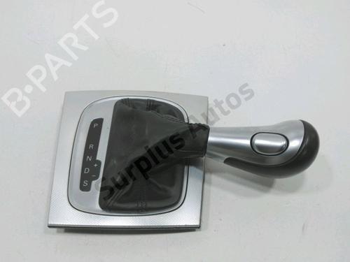Used Shift knob AUDI A3 Sportback (8PA) 1.6 TDI (105 hp) 30987172