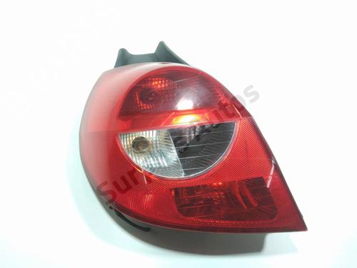 Used Left taillight RENAULT CLIO III (BR0/1, CR0/1) 1.5 dCi (C/BR0G, C/BR1G) (68 hp) 28270079