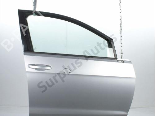 right-front-door-vw-golf-vii-5g1-bq1-be1-be2-2012-2013-2014-2015-2016-2017-2018-2019-2020-2021-40464799 main image