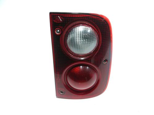 Used Right taillight LAND ROVER FREELANDER I (L314) 2.0 DI 4x4 (98 hp) 28268549