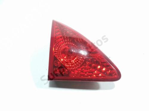 Venstre baglygte bagklap PEUGEOT 3008 I MPV (0U_) 1.6 HDi (114 hp) 32402329