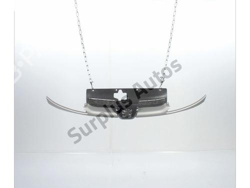 Used Grille PEUGEOT 206 Hatchback (2A/C) 1.4 16V (88 hp) 28235634