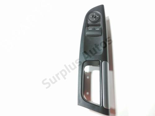 Venstre fortil elrude kontakt Venstre fortil elrude kontakt FORD TRANSIT CONNECT V408 Box Body/MPV 1.0 Flexifuel (100 hp) 39706605 39706605