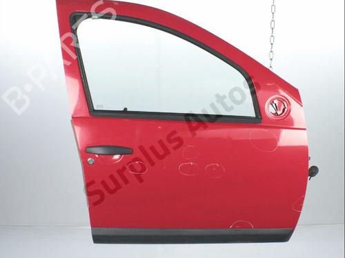 right-front-door-dacia-sandero-2008-33568753 main image