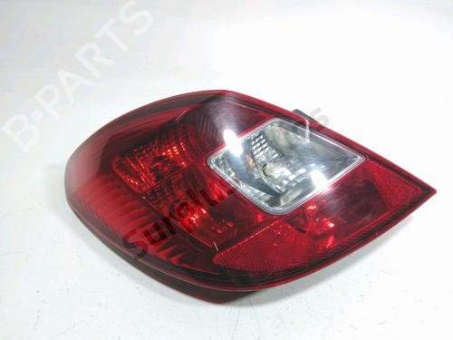 Used Left taillight Left taillight OPEL CORSA D (S07) 1.3 CDTI (L08, L68) (75 hp) 34617417 34617417