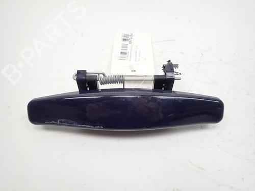 Używane Klamka zewnętrzna drzwi przednich lewych DACIA SANDERO 1.2 16V (75 hp) 30995854