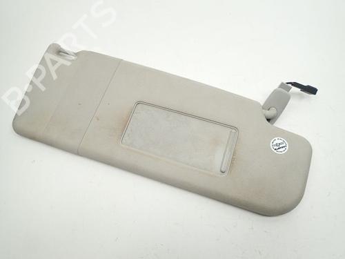 Used Right sun visor Right sun visor 37784372 37784372