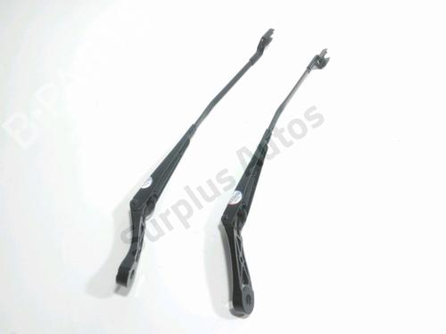 Used Front windshield wiper arm OPEL ASTRA K (B16) 1.6 CDTi (68) (136 hp) 28272219