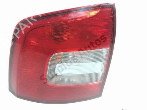 left-taillight-skoda-octavia-ii-combi-1z5-2004-2005-2006-2007-2008-2009-2010-2011-2012-2013-39260804 main image