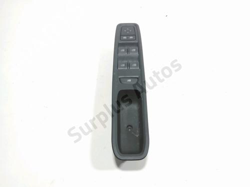 Used Left front window switch DACIA SANDERO III 1.0 TCe 90 (91 hp) 32261000
