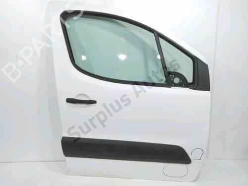 Used Right front door Right front door 37291943 37291943