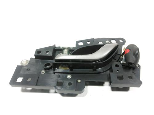 Used Rear left interior door handle HONDA CIVIC VIII Hatchback (FN, FK) 2.2 CTDi (FK3) (140 hp) 28252722