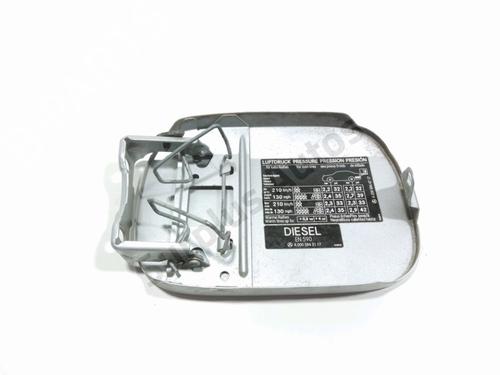 Fuel flap MERCEDES-BENZ CLK (C209) CLK 320 CDI (209.320) | BP28220373C131 