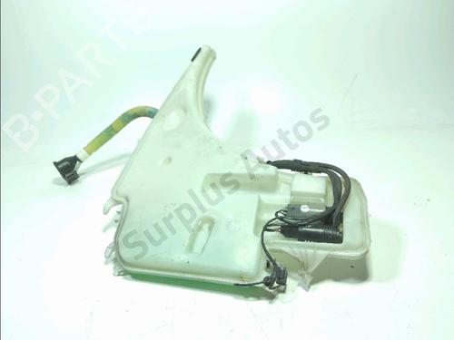 Used Windscreen washer tank Windscreen washer tank 39462781 39462781