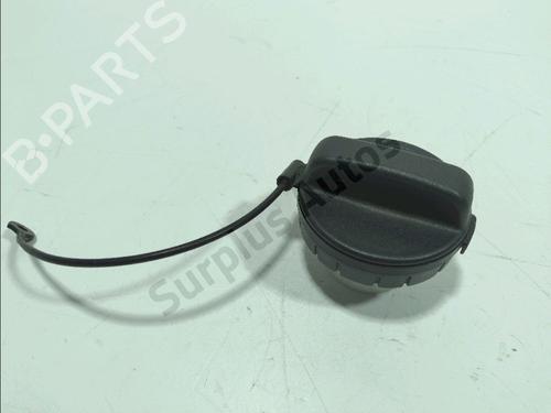 fuel-cap-renault-kadjar-ha_-hl_-2015-36464284 main image