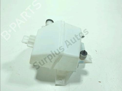 Used Windscreen washer tank Windscreen washer tank 39491531 39491531