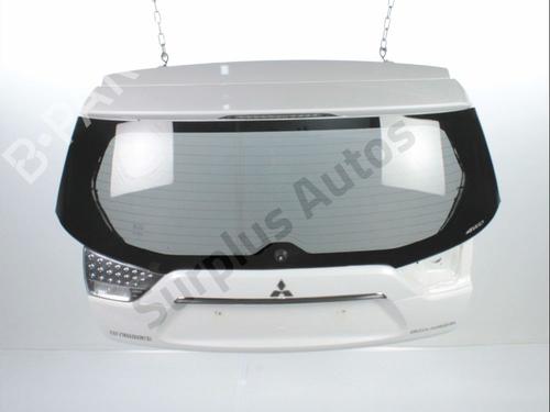 tailgate-mitsubishi-outlander-ii-cw_w-2005-2006-2007-2008-2009-2010-2011-2012-29859363 main image