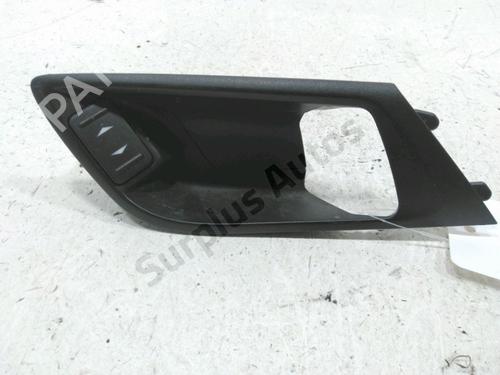 Used Right front window switch Right front window switch 37772969 37772969