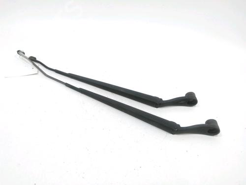 Braccio tergicristallo anteriore KIA RIO II (JB) 1.5 CRDi (110 hp) 31007794